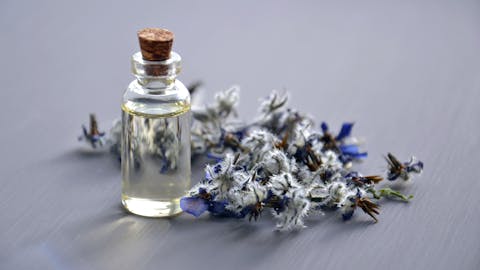 DIY natural perfume